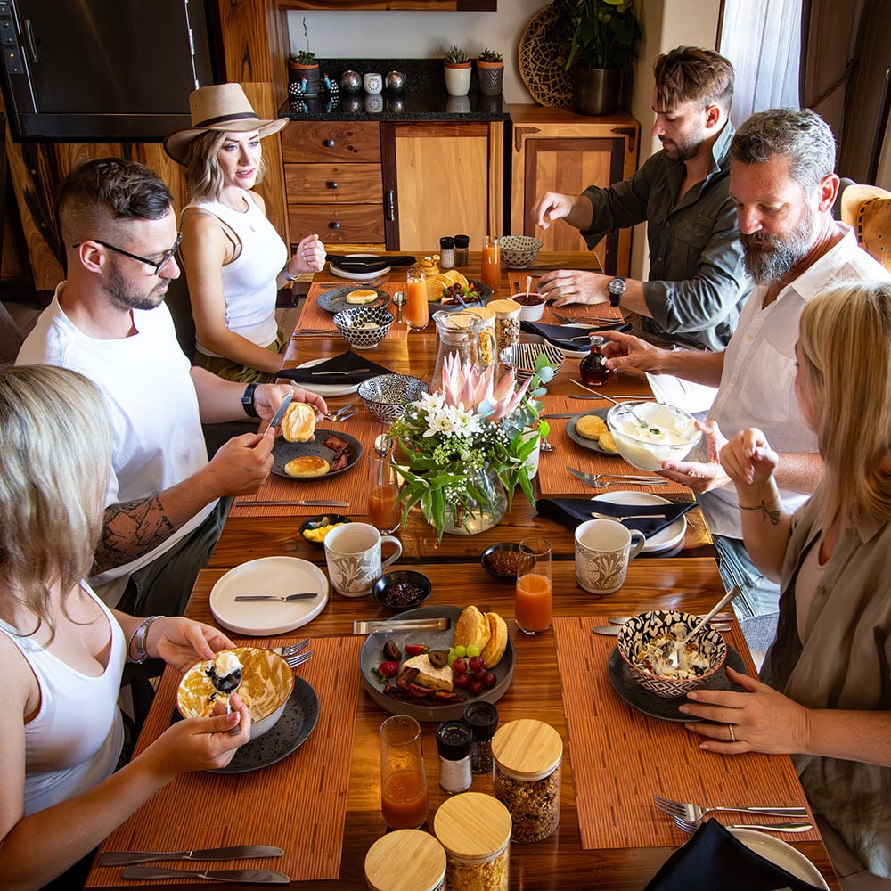 Dining & Eco-Conscious Living